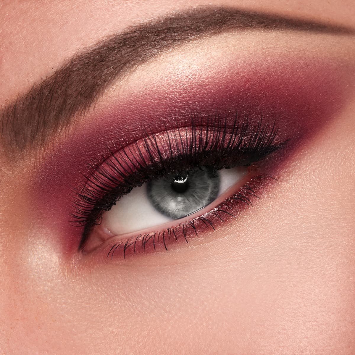 Maroon red clearance eyeshadow