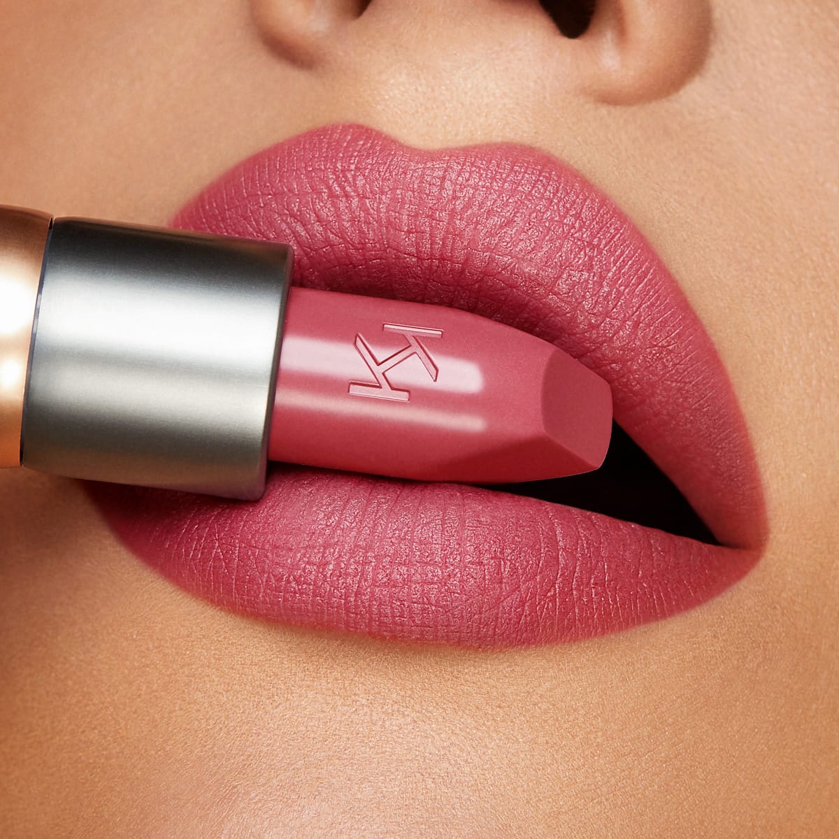 Velvet Passion Matte Lipstick 329