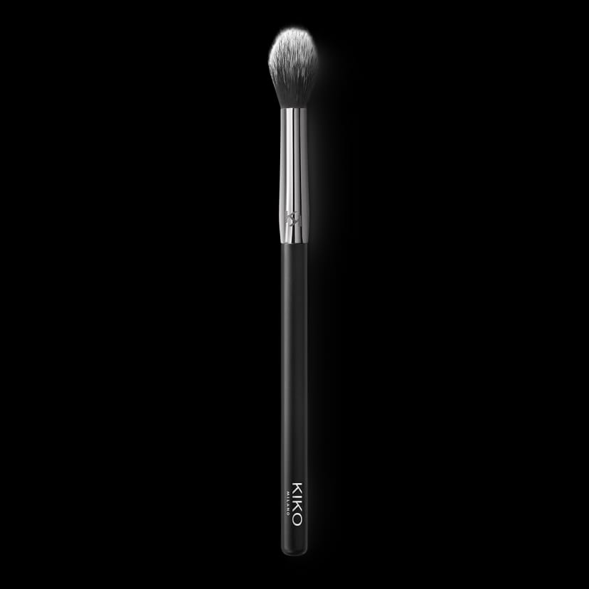 Kikocosmetics face 17 highlighter brush